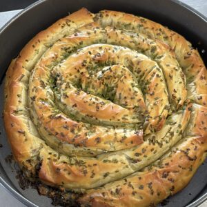 Spinach and Leek Filo Spiral Large (gf available)